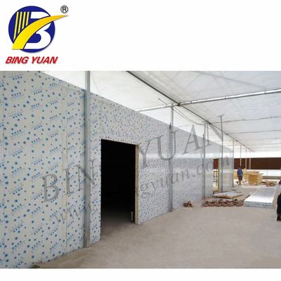 फलों और सब्जियों के लिए 200KW 200mm R22 450V कोल्ड स्टोरेज रूम