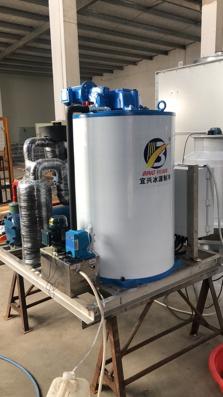 फ्रेश कीपिंग इंडस्ट्रियल फ्लेक आइस मेकर मशीन 1 2 3T 5 10 टन 15 20 30 40 टन